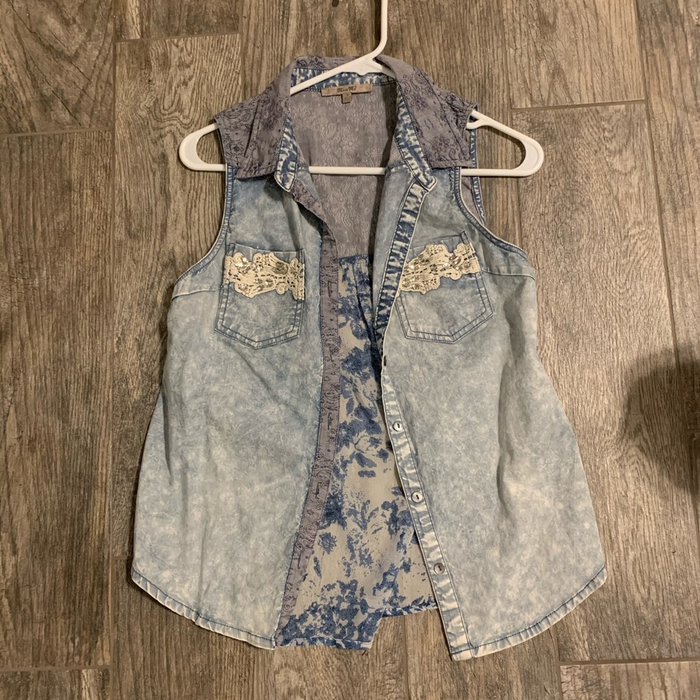 Miss me rhinestone button up sleeveless blouse